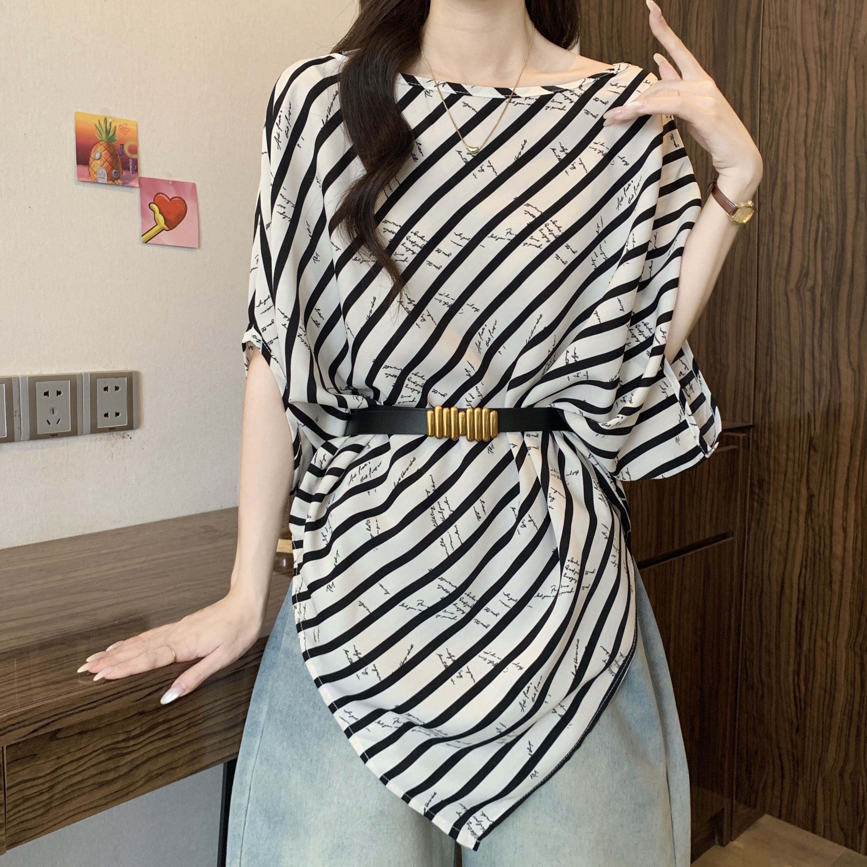 Irregular Short-sleeved Chiffo - Thai Silk Blouse ulasan dan harga