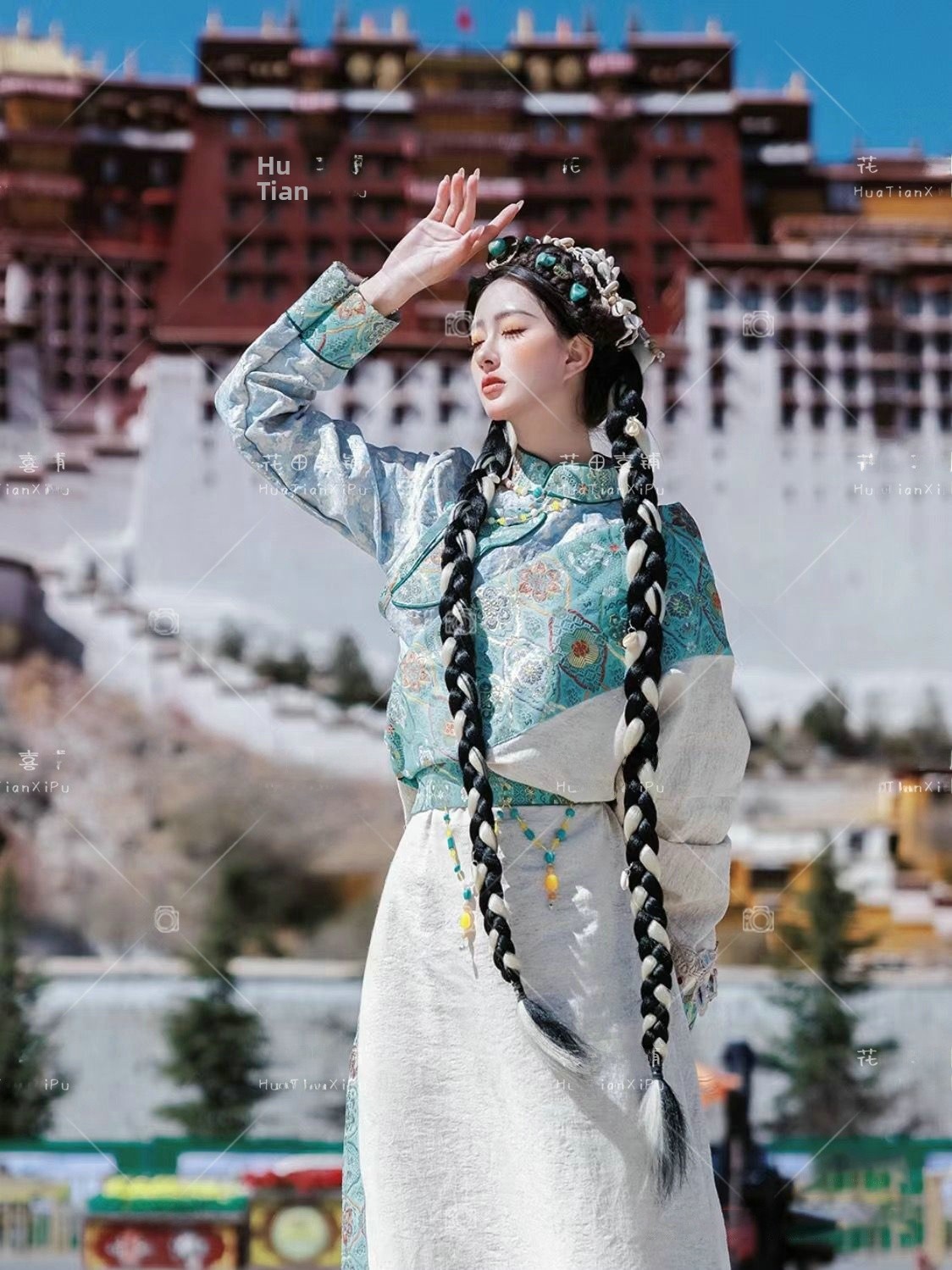 Blue Tibetan Ethnic Noblewoman - Ethnic Clothing & Online Fashion Store Khaadi Uk ulasan dan harga